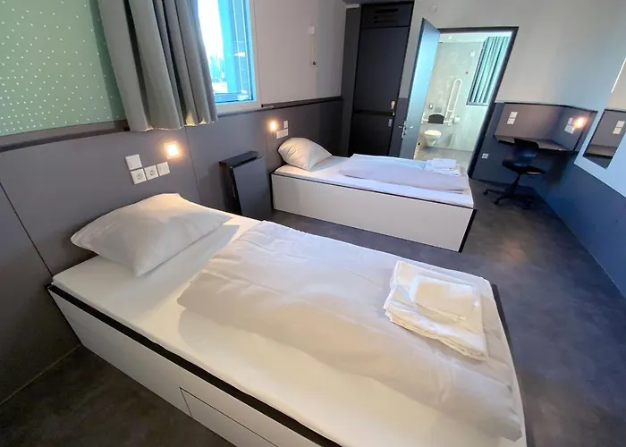 Im Schoenhof-viertel Hostel *